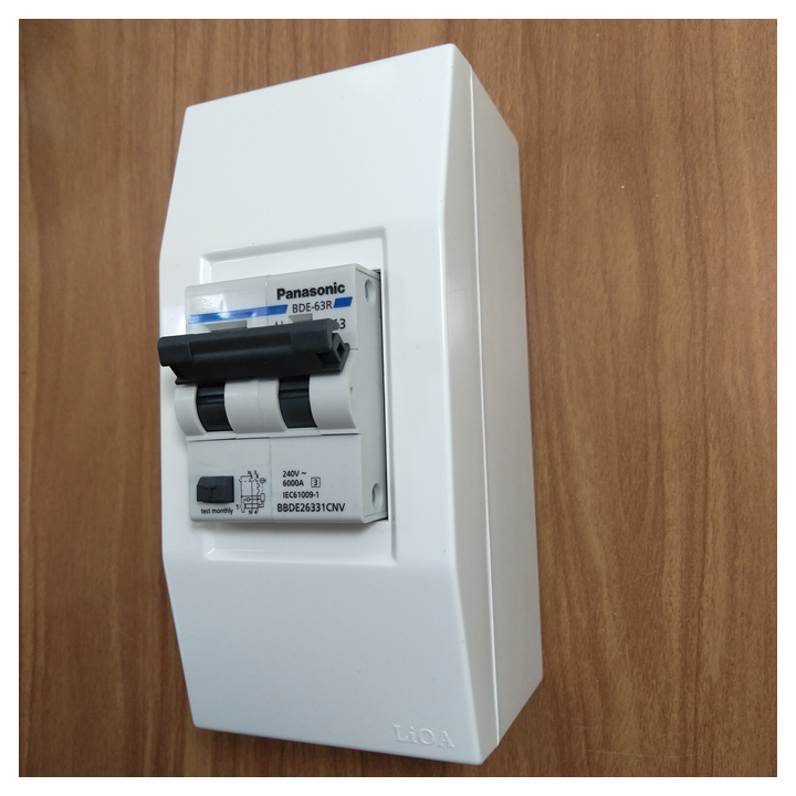 Bộ cầu dao chống giật, chống rò panasonic 2p/ 40a - 63a với vỏ hộp nổi