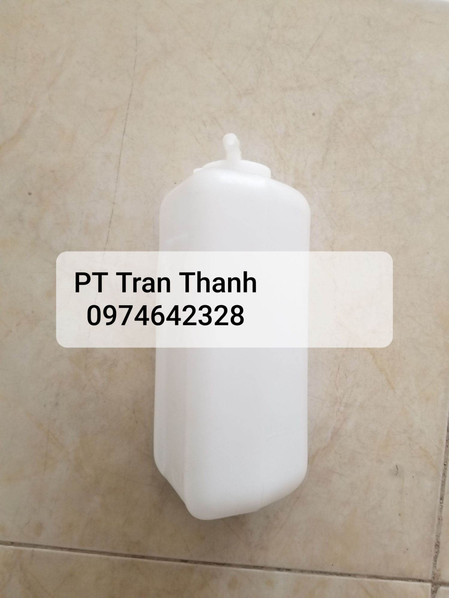 Bình nước phụ Suzuki carry 500kg, Suzuki carry 7chỗ, Thaco  towner 750kg, Thaco towner 950kg , vinaxuki 650kg, giai phong 810kg