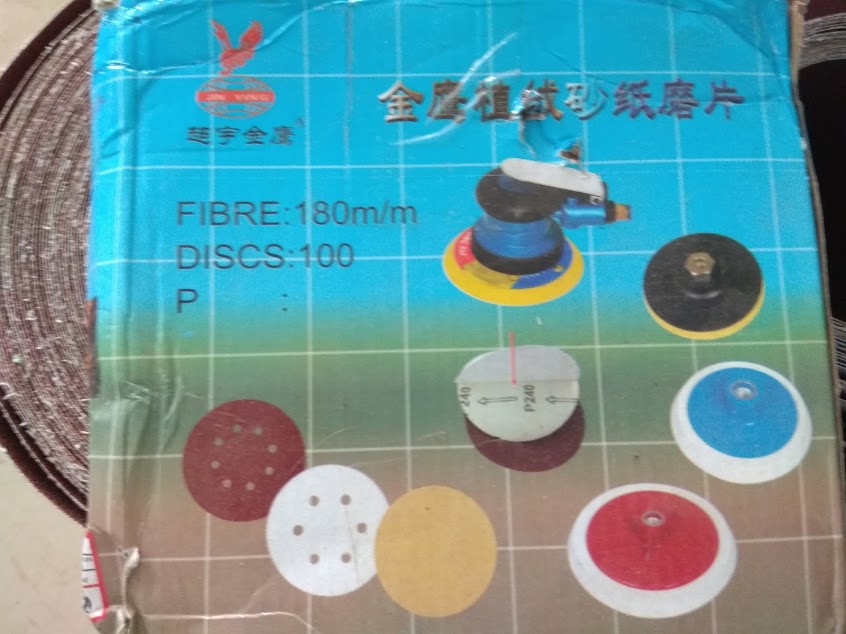 Giấy chà nhám chà tường đường kính 180mm, đủ các loại độ nhám p40,p60,p80,p100,p120,p150, p180 theo yêu cầu
