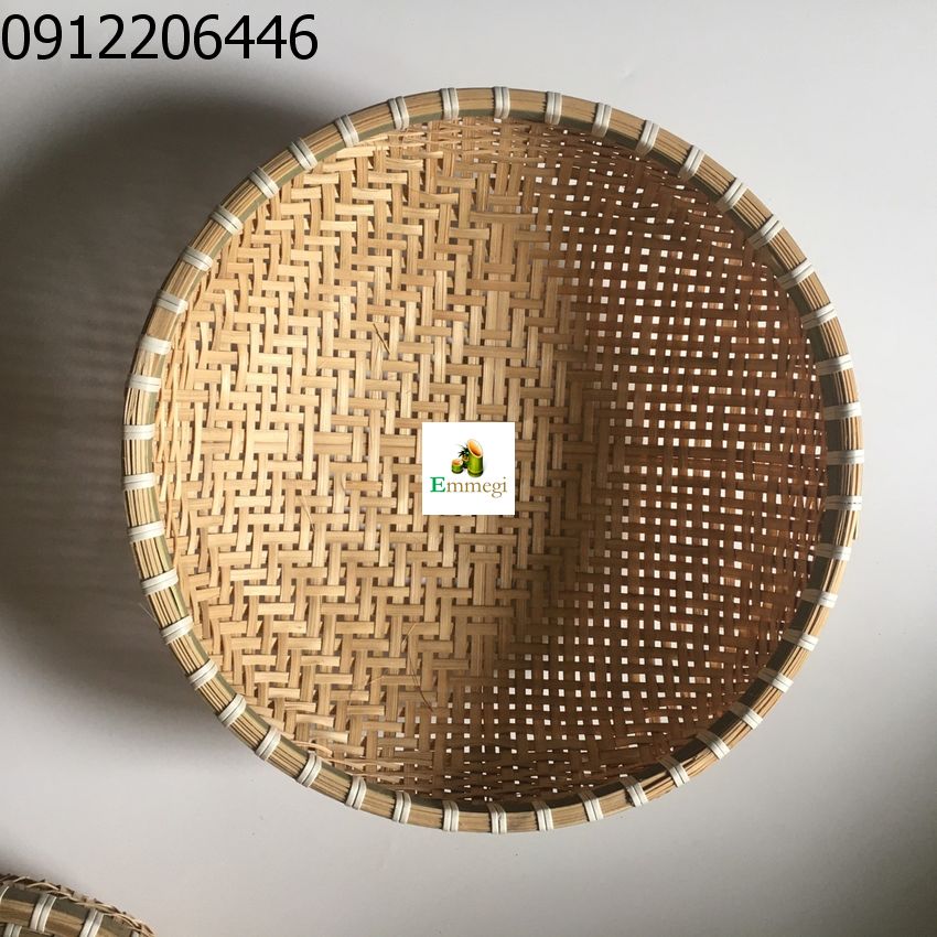 Rổ tre trắng cạp trắng có 5 loại kích thước khác nhau 25,27,30,33,36 cm, có bán lẻ hoặc bán theo bộ - khách hàng lưu ý lựa chọn trong ô chọn màu sắc.