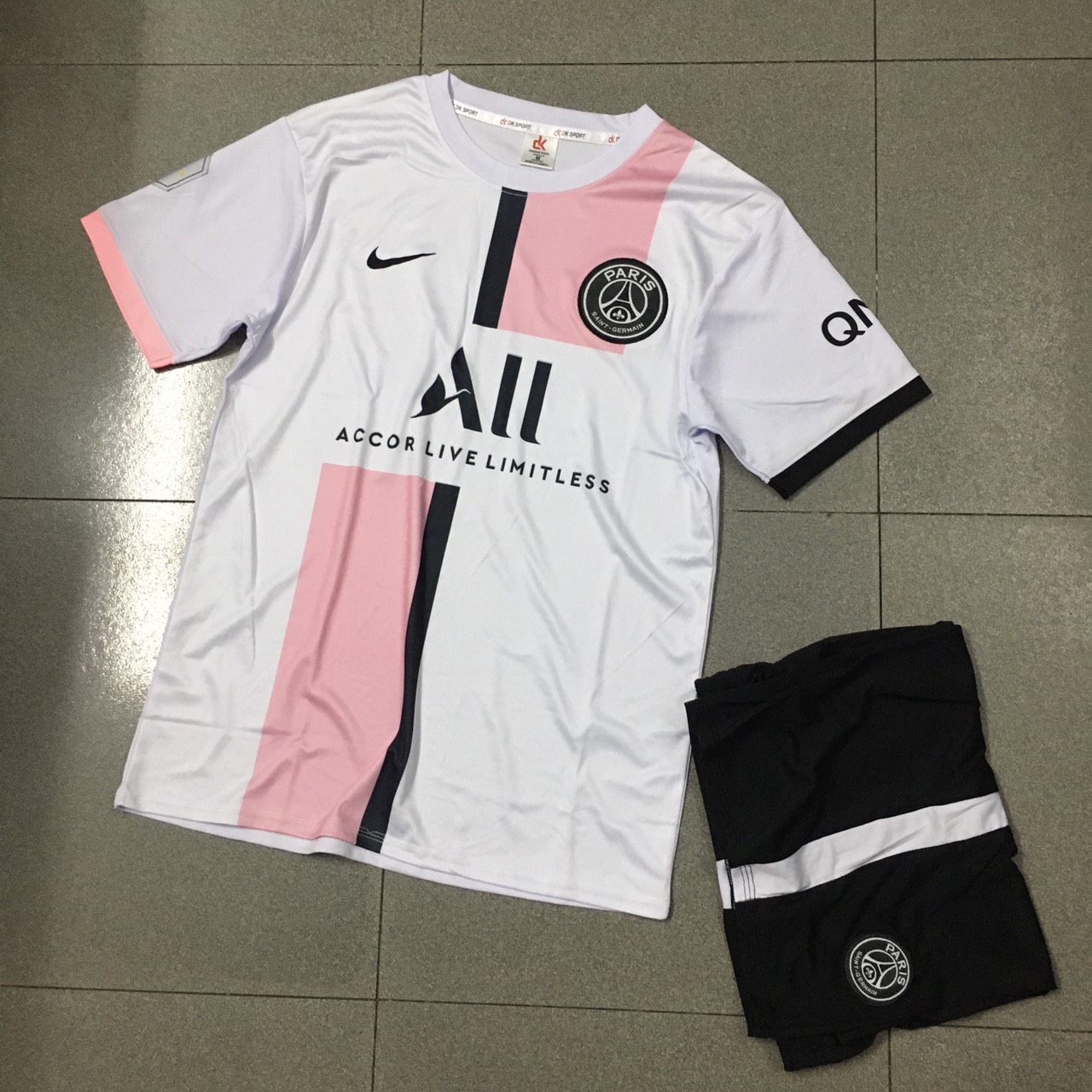 Bộ quần áo đá banh PSG trắng hồng sân khách FLG 2022