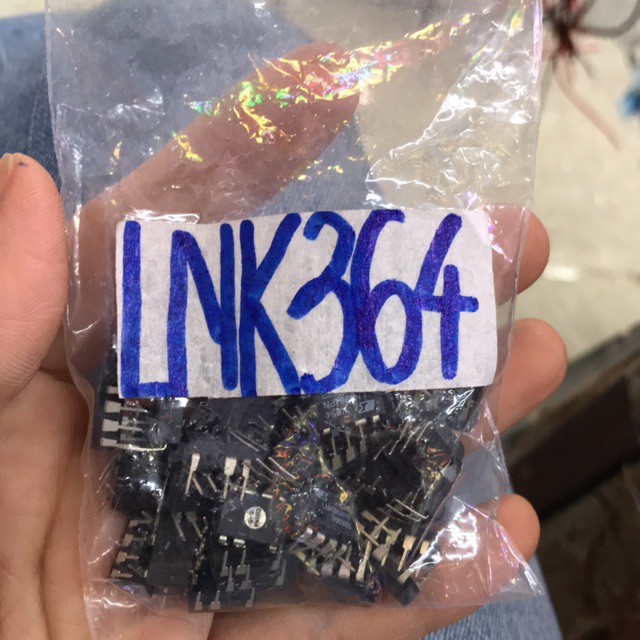 Hot-5 con ic nguồn 7 chân lnk364