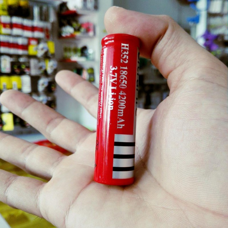 [HCM]5 viên Pin sạc 18650 đỏ mới 100% dùng cho quạt sạc đèn pin máy nghe pháp