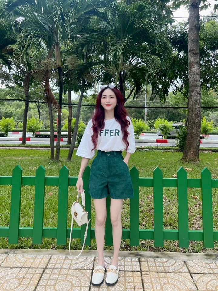 Sét bộ áo ngắn tây kèm quần đùi ống rộng rất dễ thương