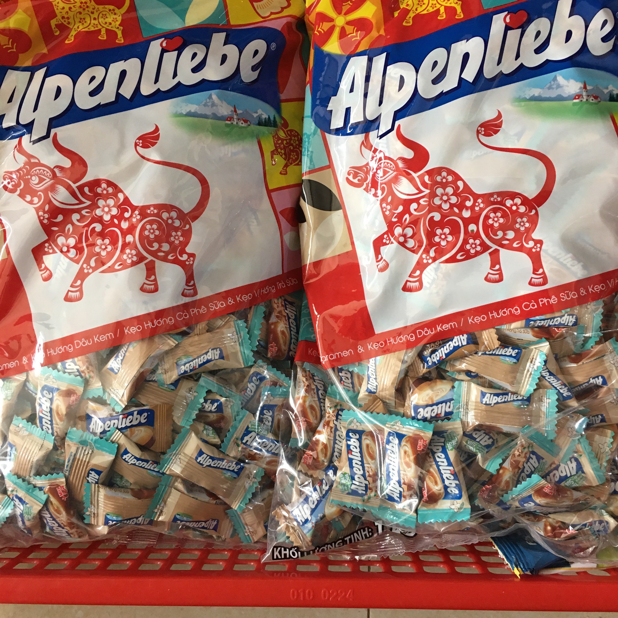 Kẹo Alpenliebe vị trà sữa gói 1Kg