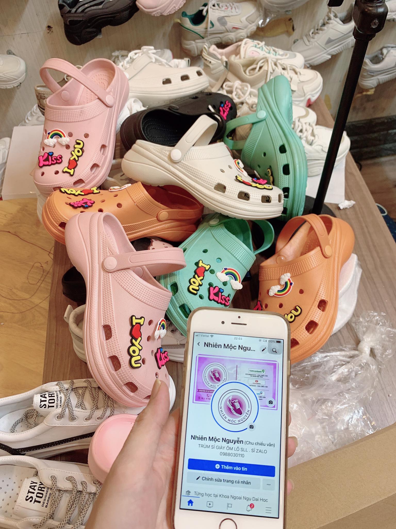 Dép cross cute sục cao su non nam nữ tặng kèm 6 sticker
