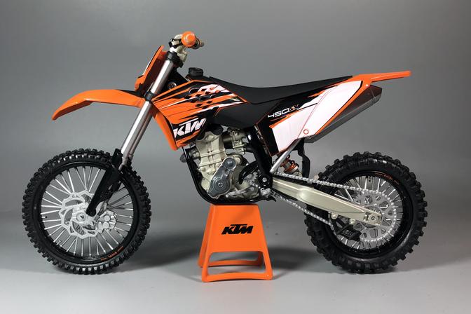 Mô hình xe mô tô ktm 450 sx tỉ lệ 1:12
