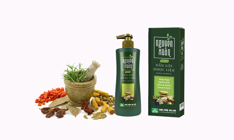 Giúp dưỡng tóc từ gốc, giảm gãy rụng, thúc đẩy quá trình mọc tóc - Dầu gội Nguyên Xuân Màu xanh chai 250ml có vòi