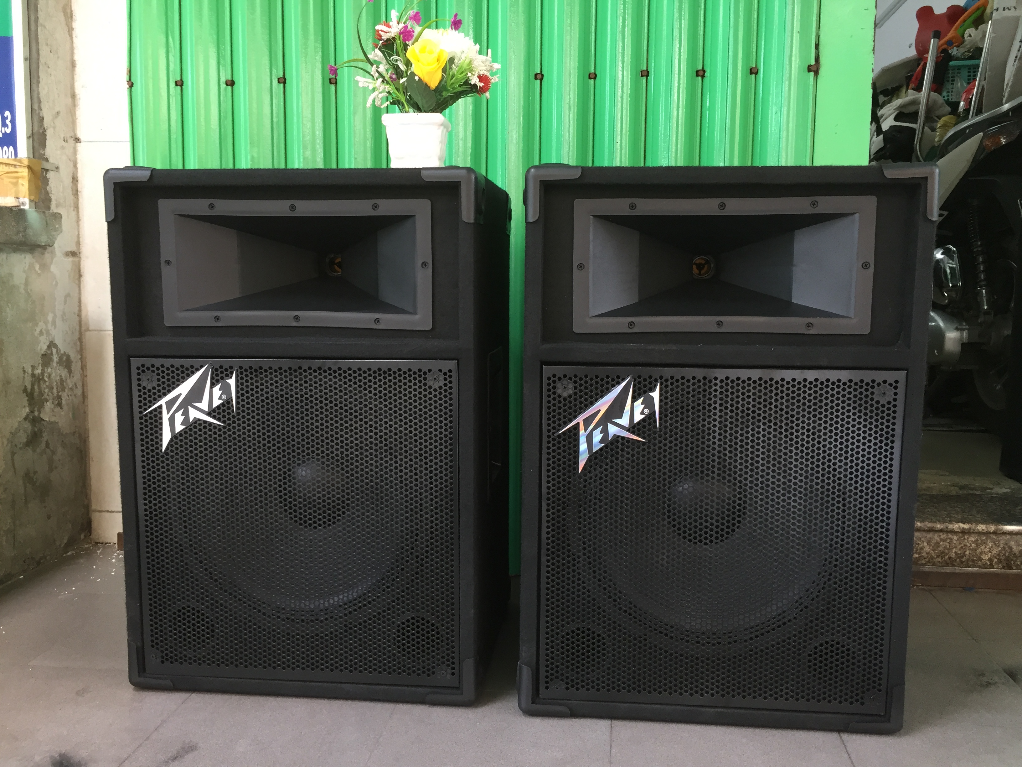 CẶP LOA 2 TREB 2 BASS 4 TẤC PV VIỀN TRẮNG HÁT KARAOKE CHƠI NHẠC SÓNG