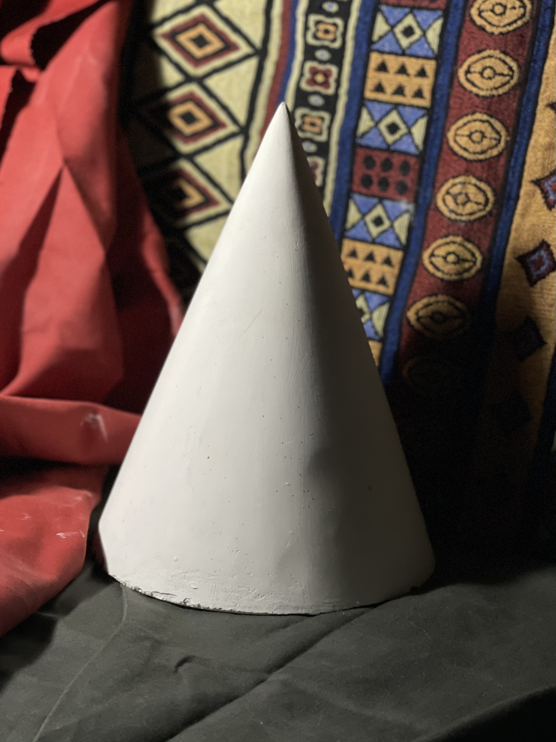 Tượng thạch cao. Tượng thạch cao ôn thi khối V-H. Khối chóp nhọn.