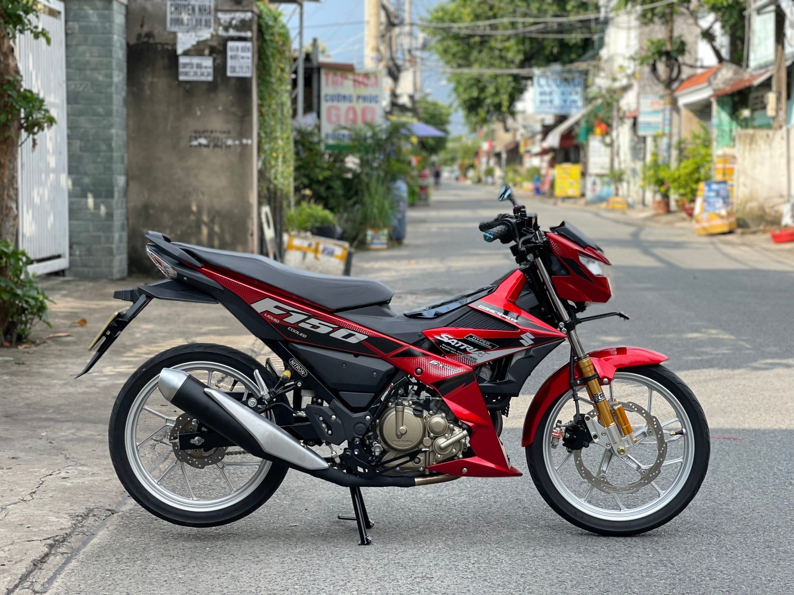Tem Rời Satria mẫu zin màu đỏ đen trắng