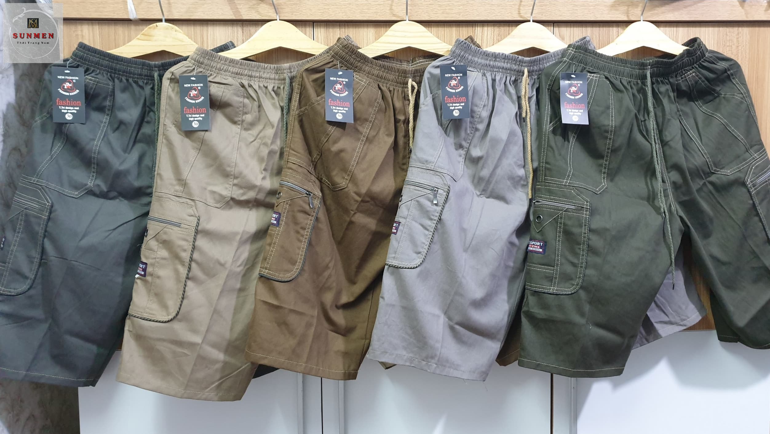 [HCM] Quần Short Nam Kaki Lụa Cong Túi Hộp Lưng Thun Co Giãn From Rộng Trung Niên Có Túi Khóa Kéo SUNMEN Size Từ 28 - 36