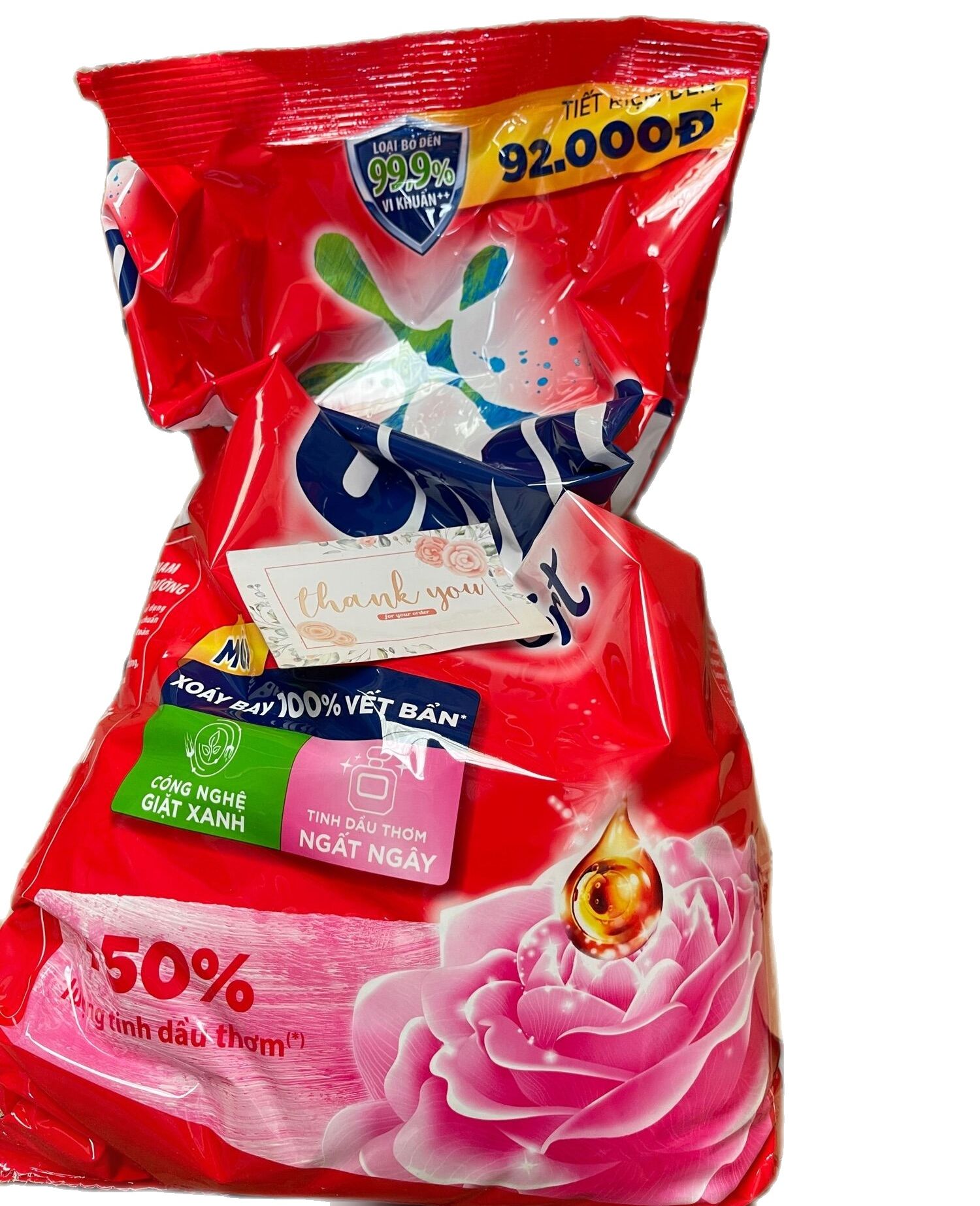 Bột giặt omo comfort tinh dầu thơm ngất ngây 5.5kg