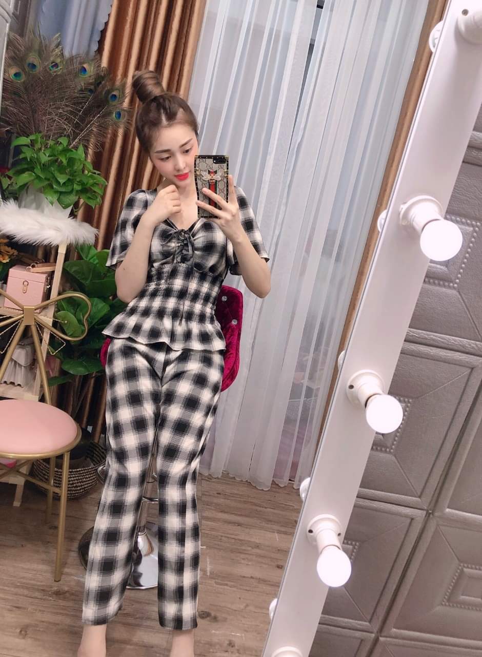 [HCM]Set Bộ Caro Vải Lụa Quần Ống Rộng Tôn Dáng Thiết Kế Thời Trang ( đen )