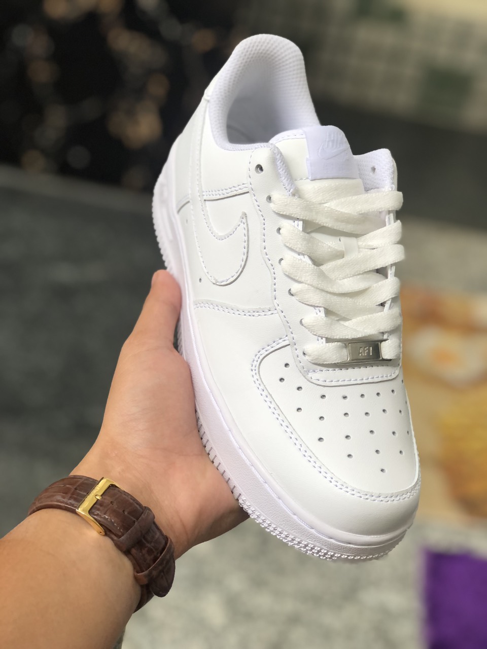 loose tie air force 1