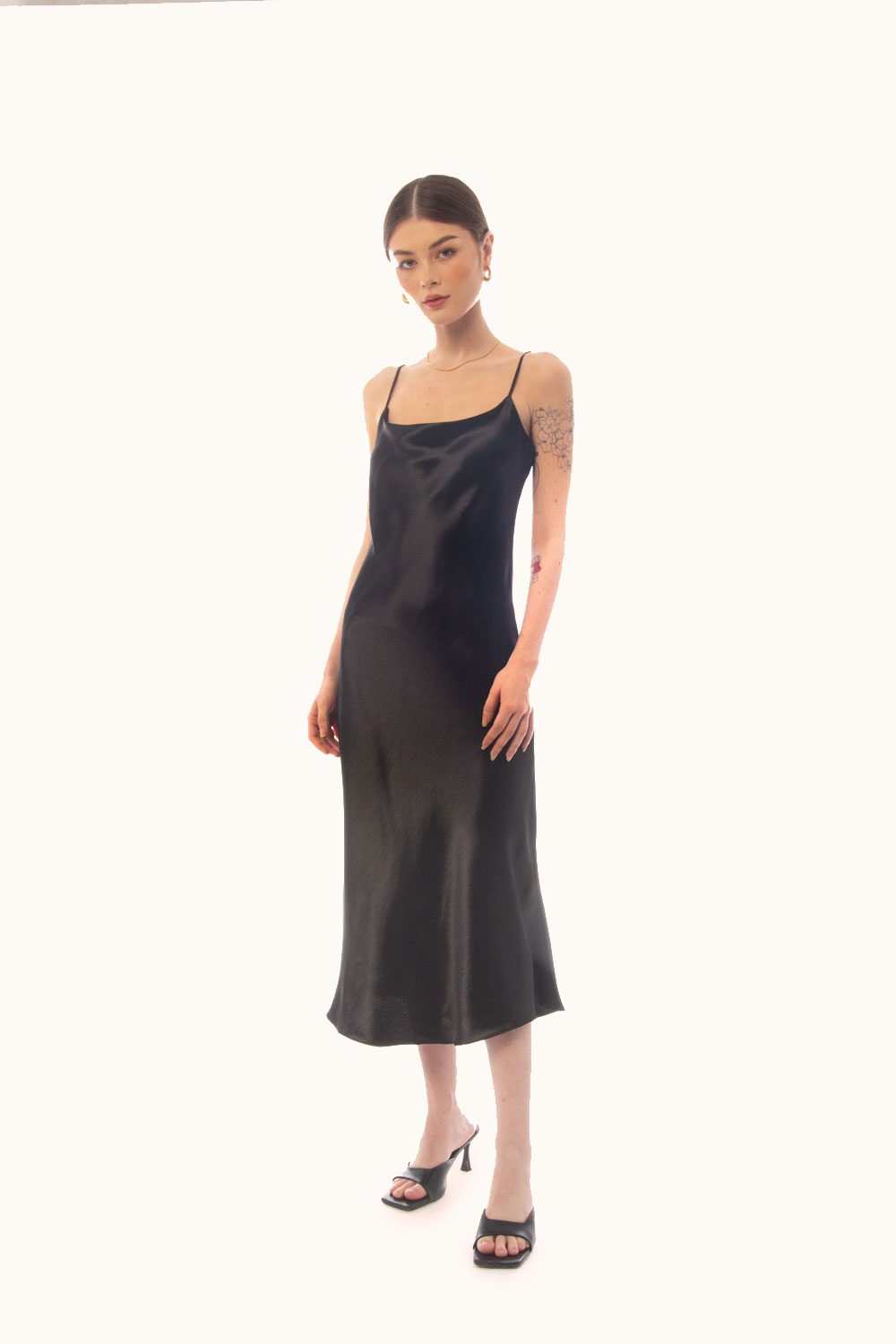 Đầm Midi Chất Satin Blair Daphale