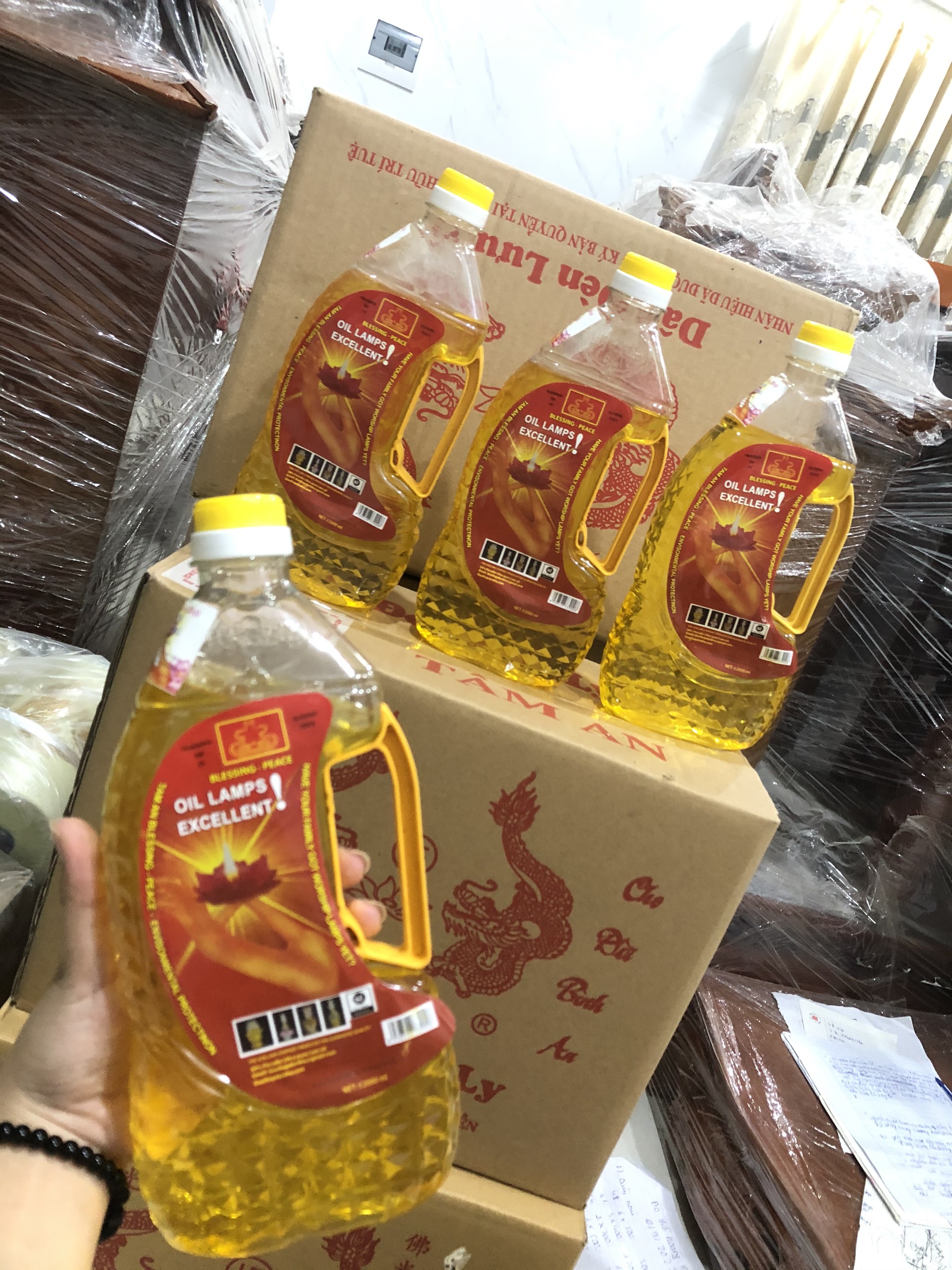 Dầu đèn cát tường lưu ly thắp đèn thờ không mùi không khói