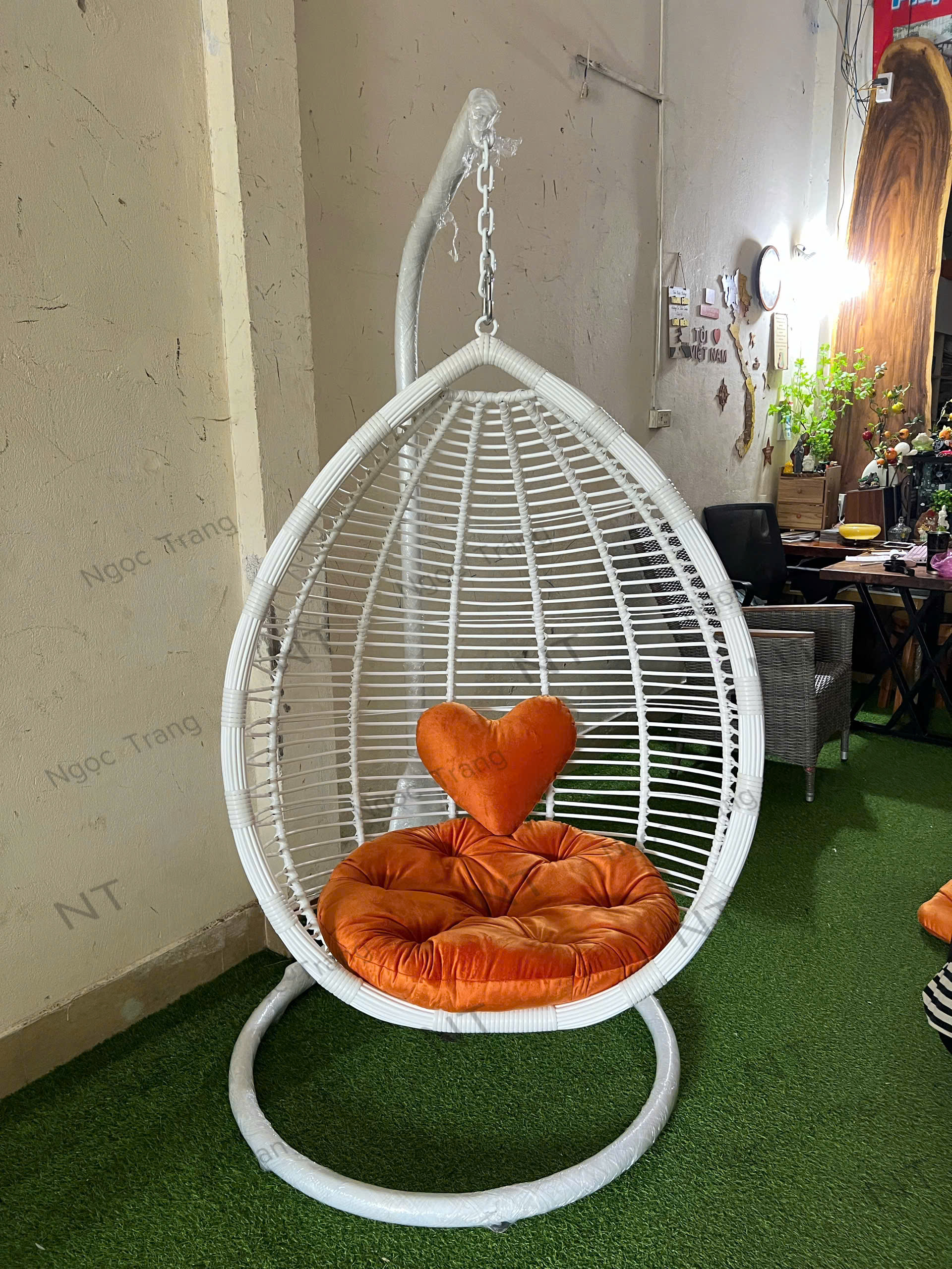 Xích đu đơn trứng thanh lý NT001
