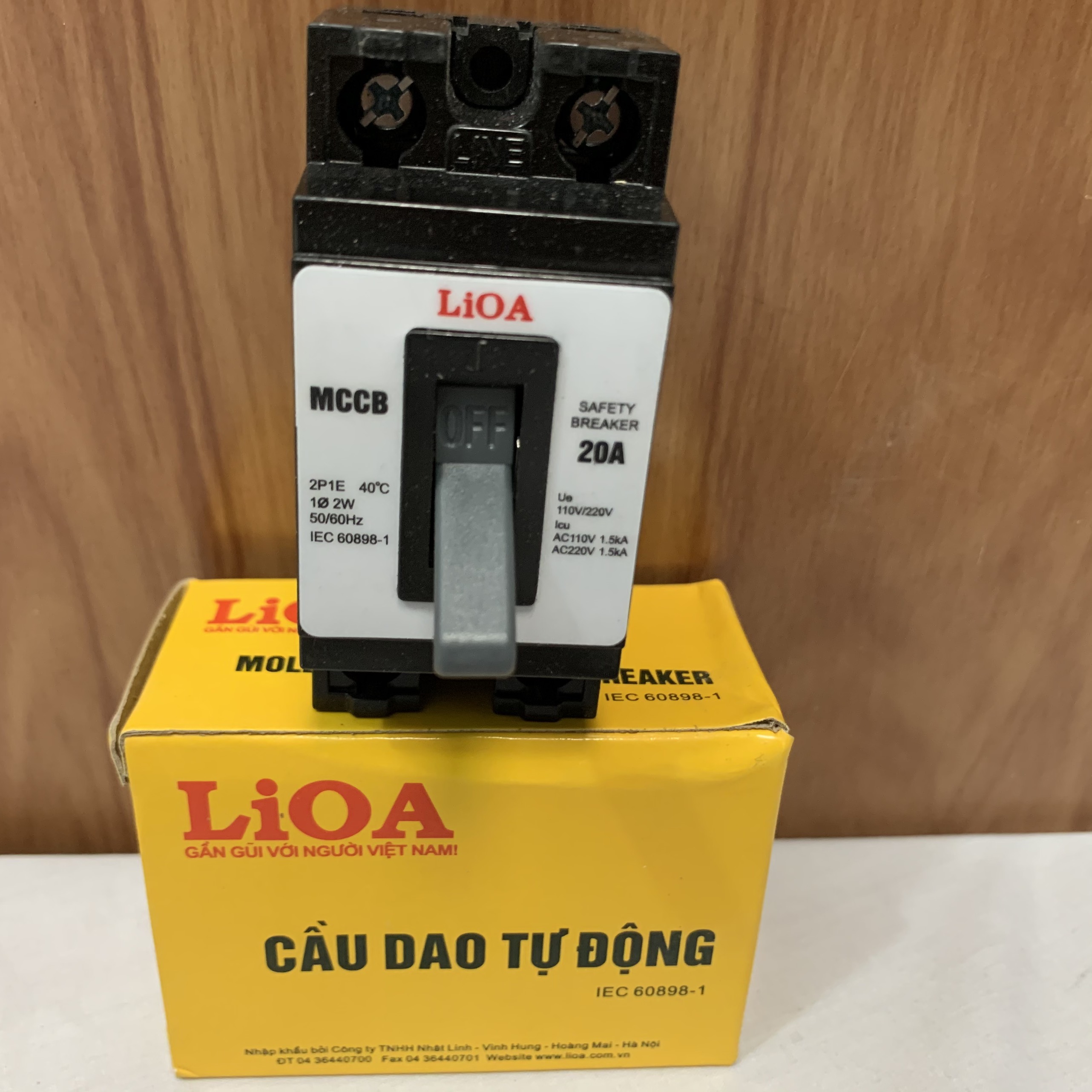 Át khối 20A,30A Lioa cầu dao tự động,át khối có vỏ át kèm theo