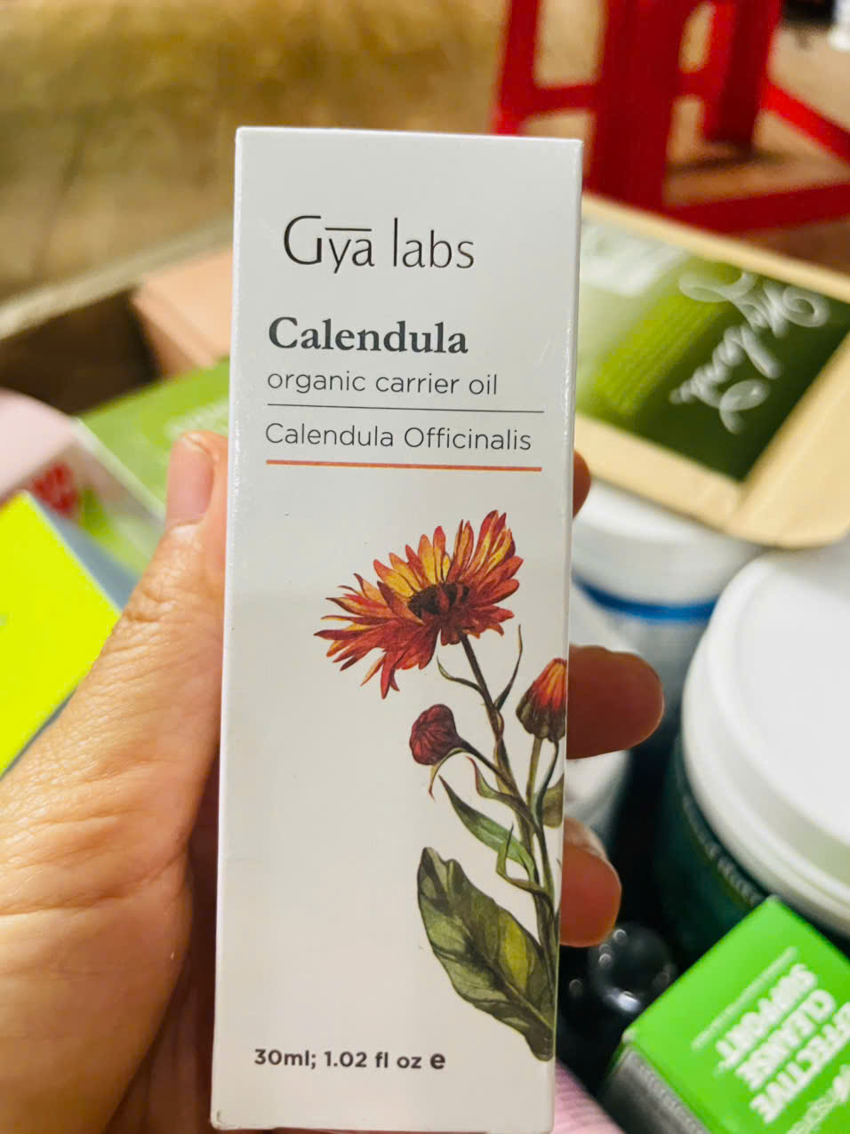 Gya Labs Calendula Oil dầu dưỡng da,dùng cho tóc, da, mặt, da đầu và massage toàn thân 30ml