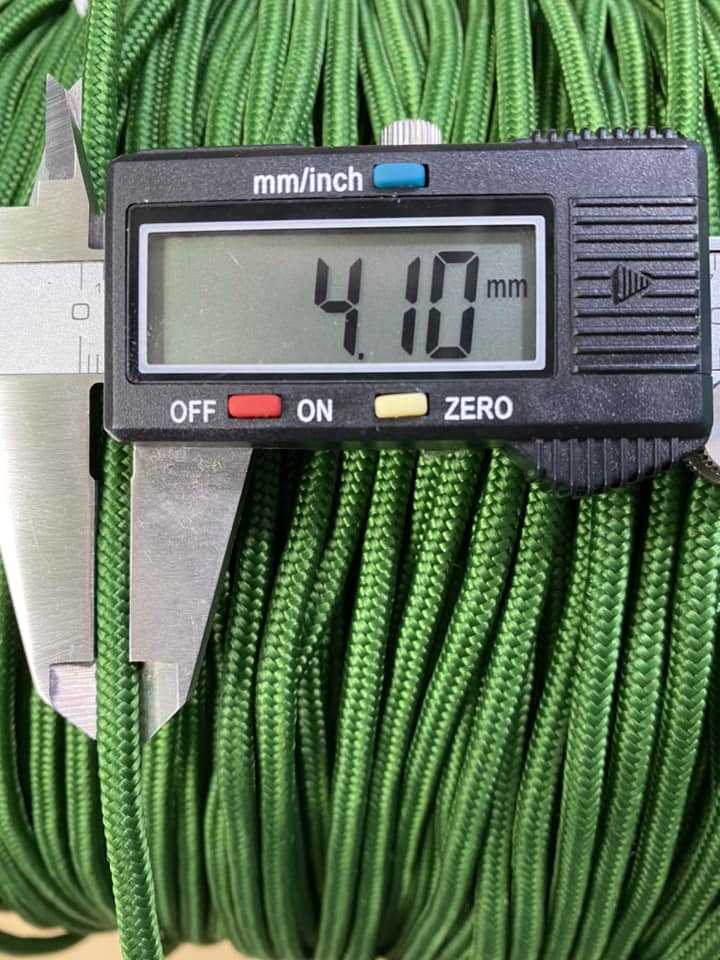 Dây dù tròn đường kính 4mm , dài 30 mét , nặng 350gram, màu xanh