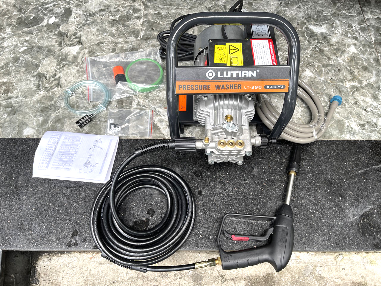 Máy rửa xe chuyên nghiệp 1.8kw lutian lt-390