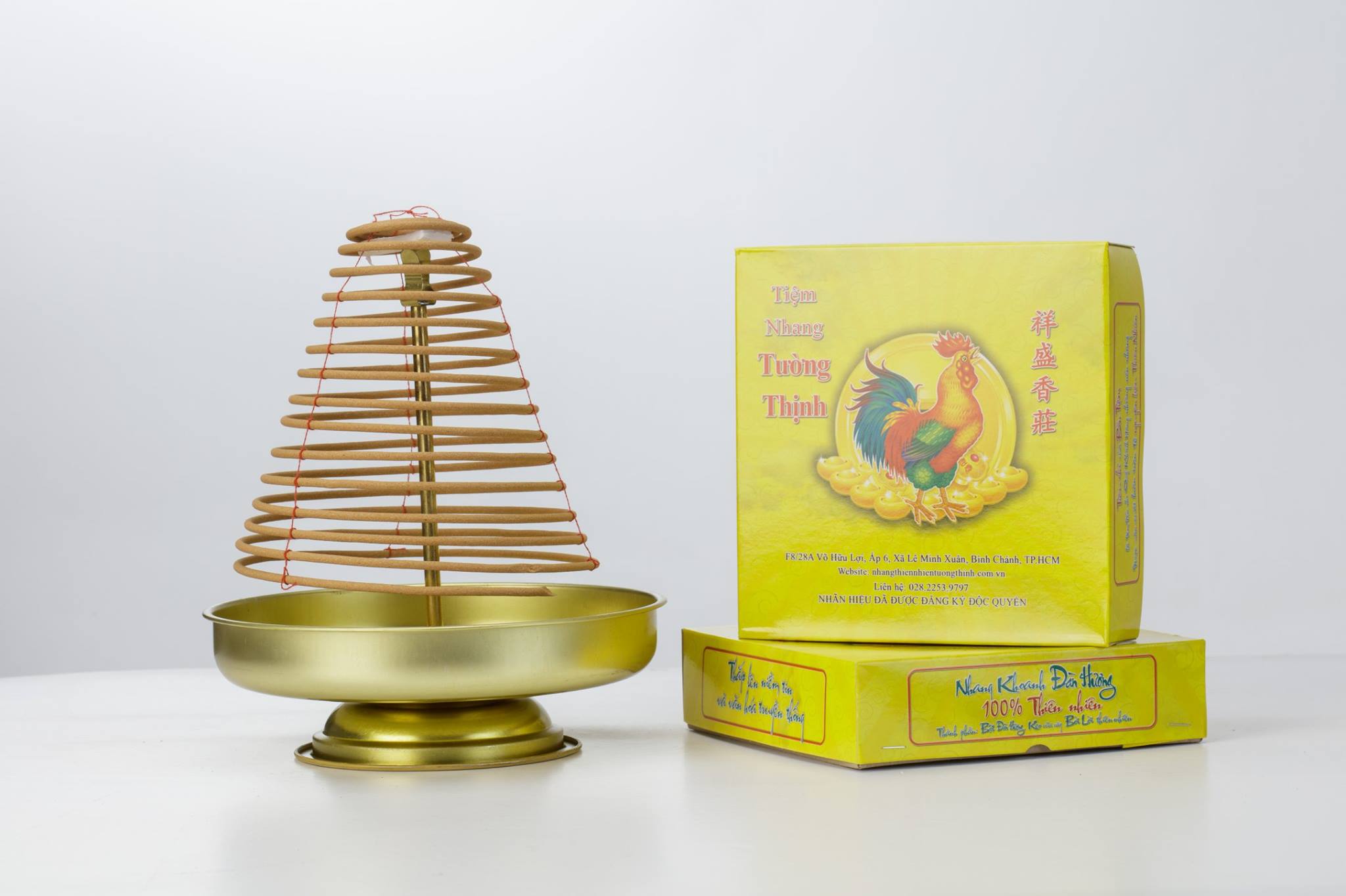 Nhang khoanh Đàn Hương 24h - Logo Con Gà - Hộp Màu Vàng [ Chính Hãng Tường Thịnh ]