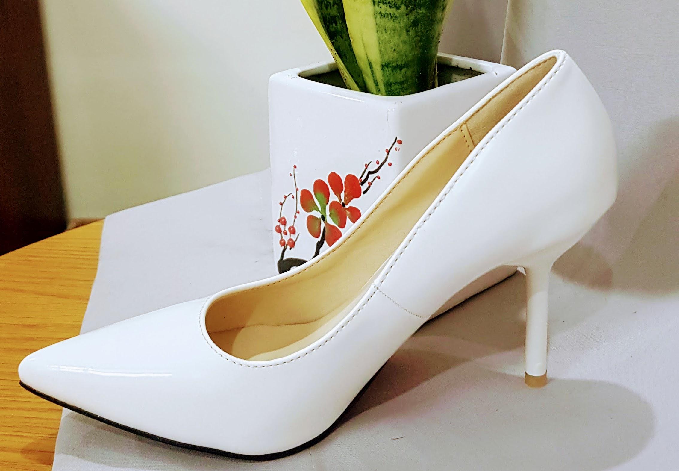 Giầy cao gót qc mũi nhọn hot , da bóng cao cấp, size 36, cao 5 - 7 cm phù hợp đi tiệc