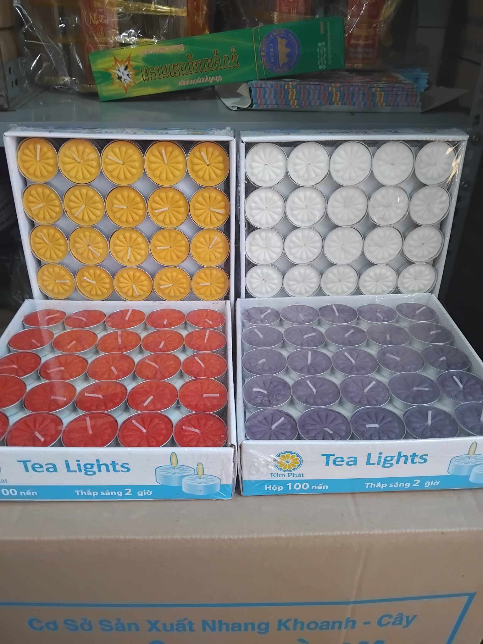 Nến Tealight Hoa Mai 1 Hộp 100 Viên 2 Giờ Không Khói Không Mùi