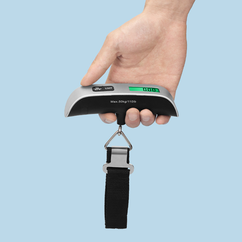 One Portable Scale 50KG / 110LB Electronic Digital Luggage Scale Travel Weighing Hanging Scales (included battery)