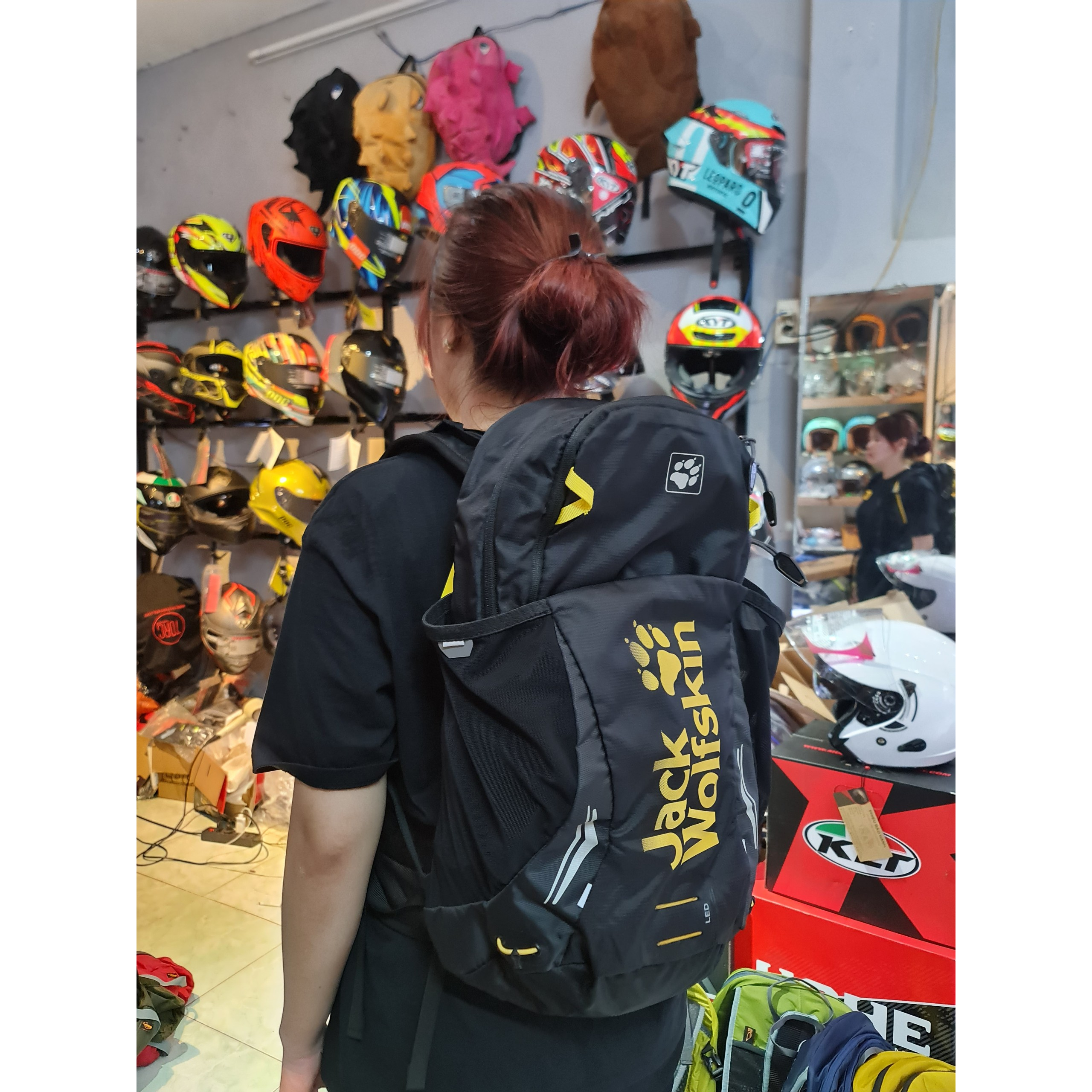Balo chính hãng Jack Wolfskin 24 lít màu đen - Balo du lịch,leo núi,...