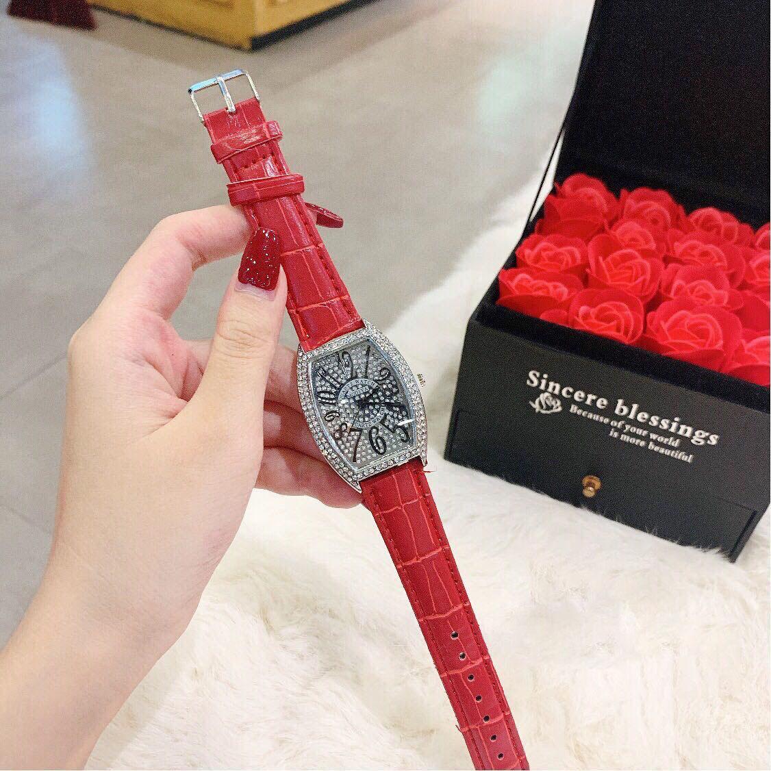[HCM][TẶNG KÈM PIN] ĐỒNG HỒ NỮ MODIYA MẶT CHỮ NHẬT DÂY DA ĐÍNH ĐÁ VIỀN BẠC (MẪU MỚI)