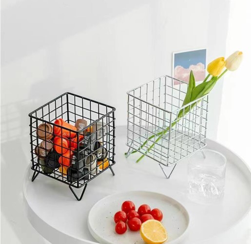 [Có sẵn] Giỏ Hộp Lưu Trữ Bằng Sắt Đồ Dùng Cá Nhân Học Tập Decor Để Bàn
