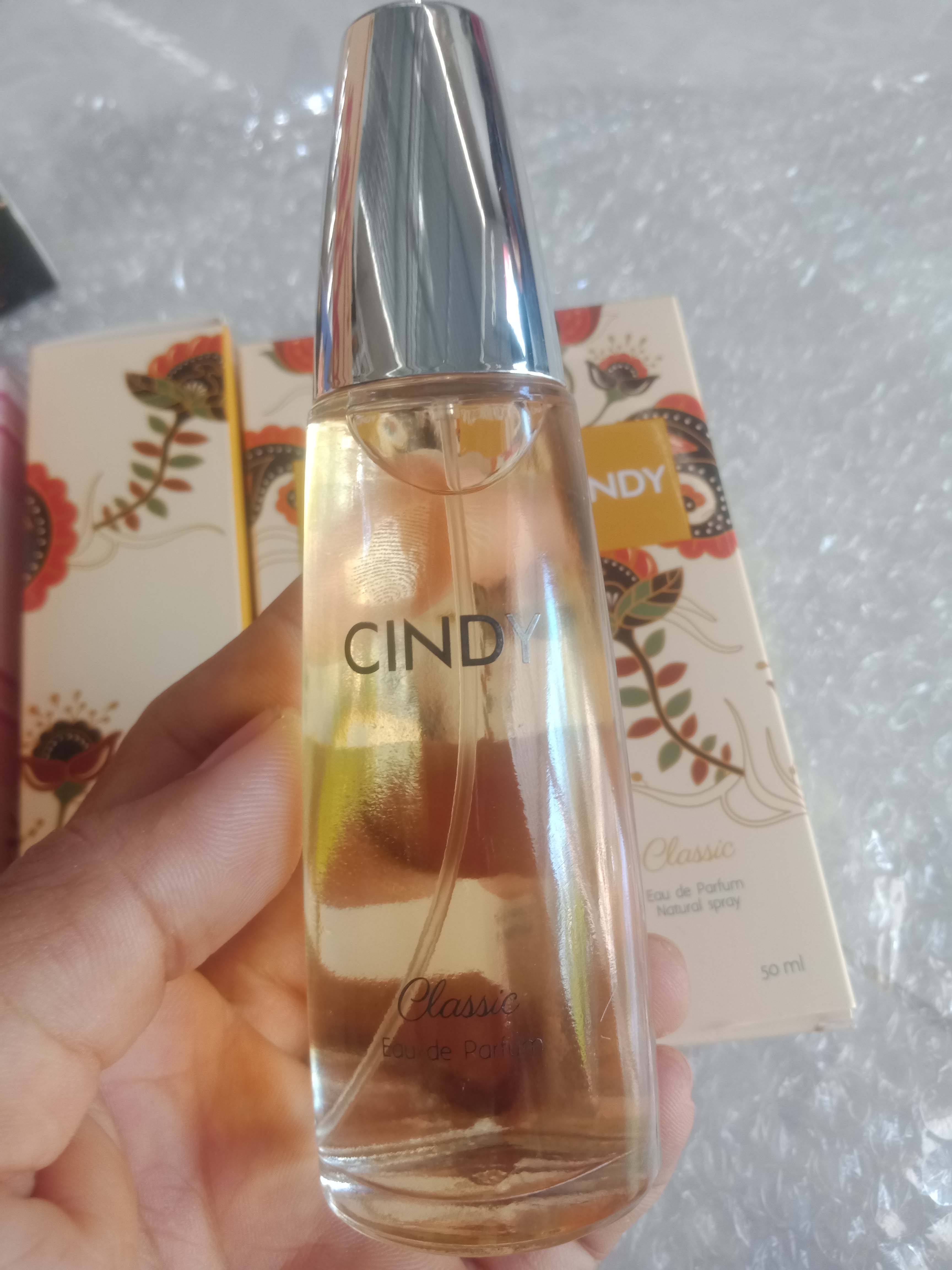 Nước hoa CINDY hàng nhập thơm lâu cho nữ