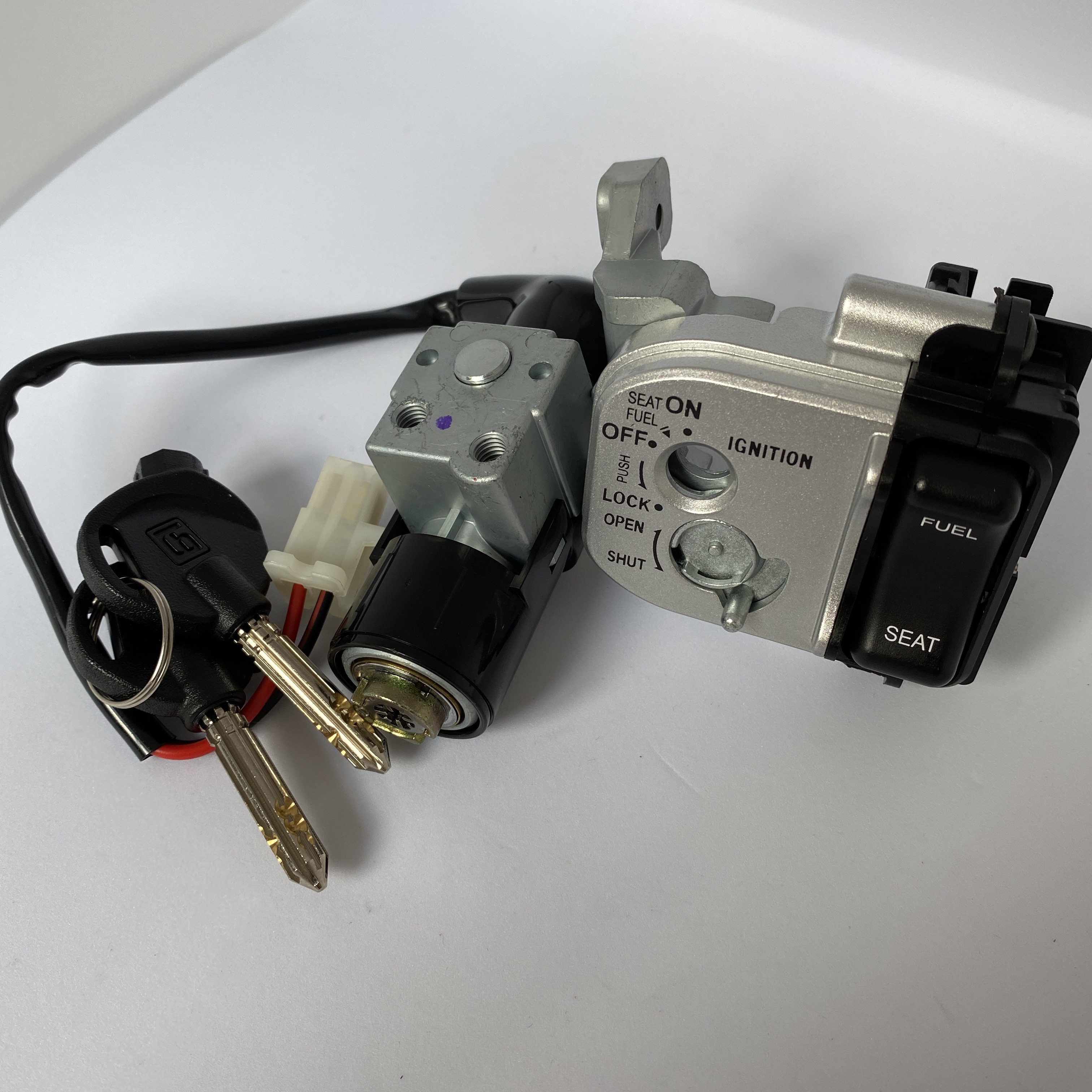 Ổ Khóa Từ 8 Cạnh Honda Air Blade 110