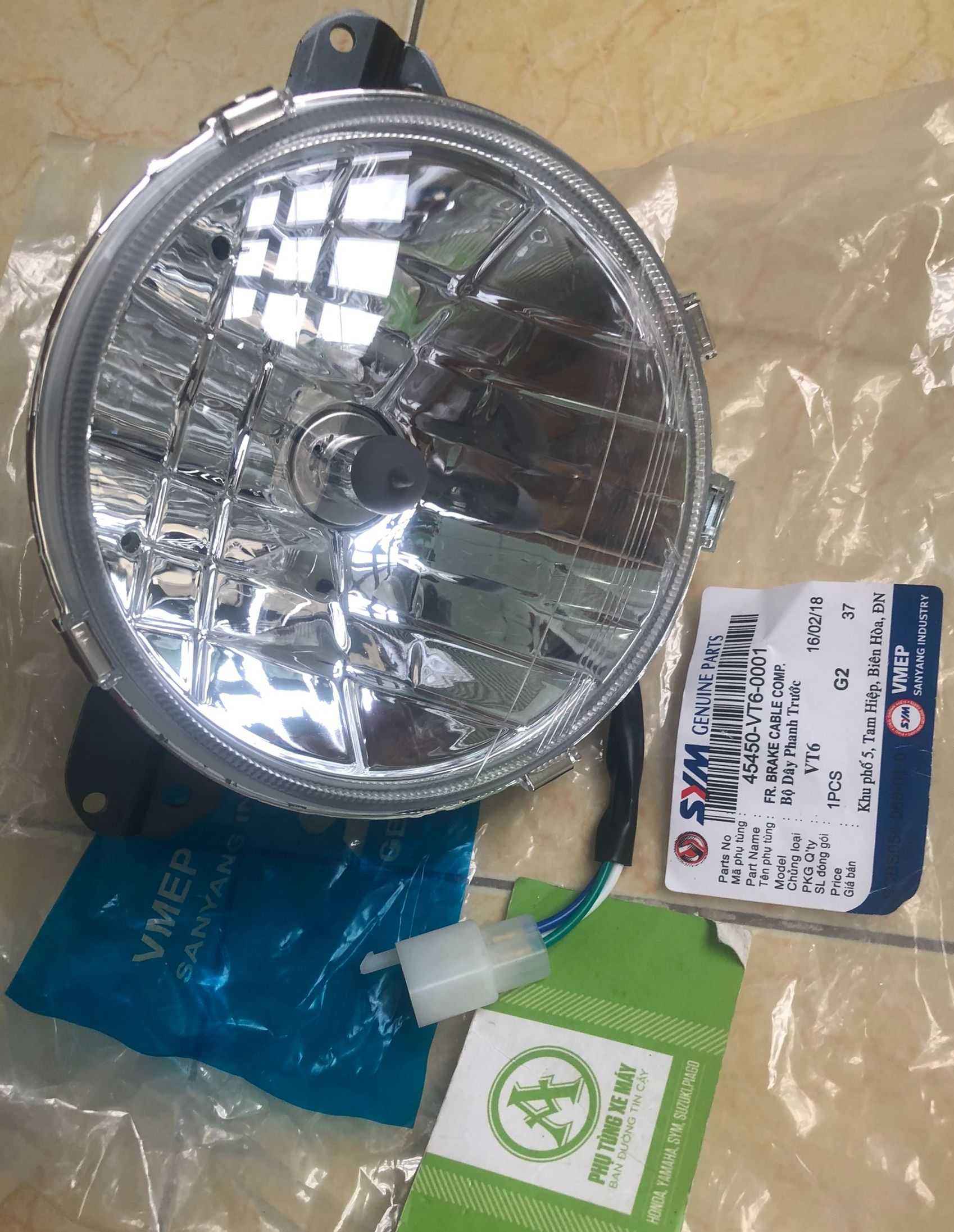 Pha đèn trước (choá đèn) xe Attila Elizabeth zin hãng