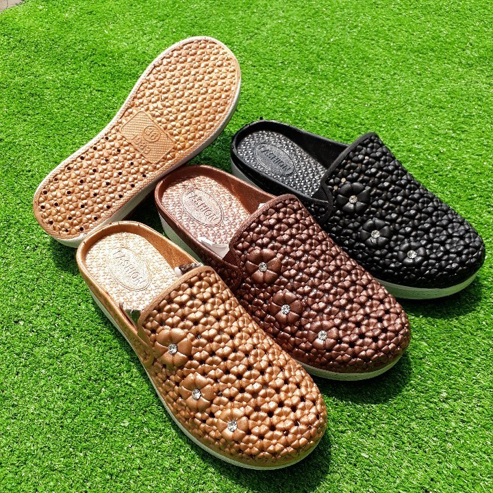 [HCM]DÉP NHỰA DẺO  NỮ ĐI MƯA