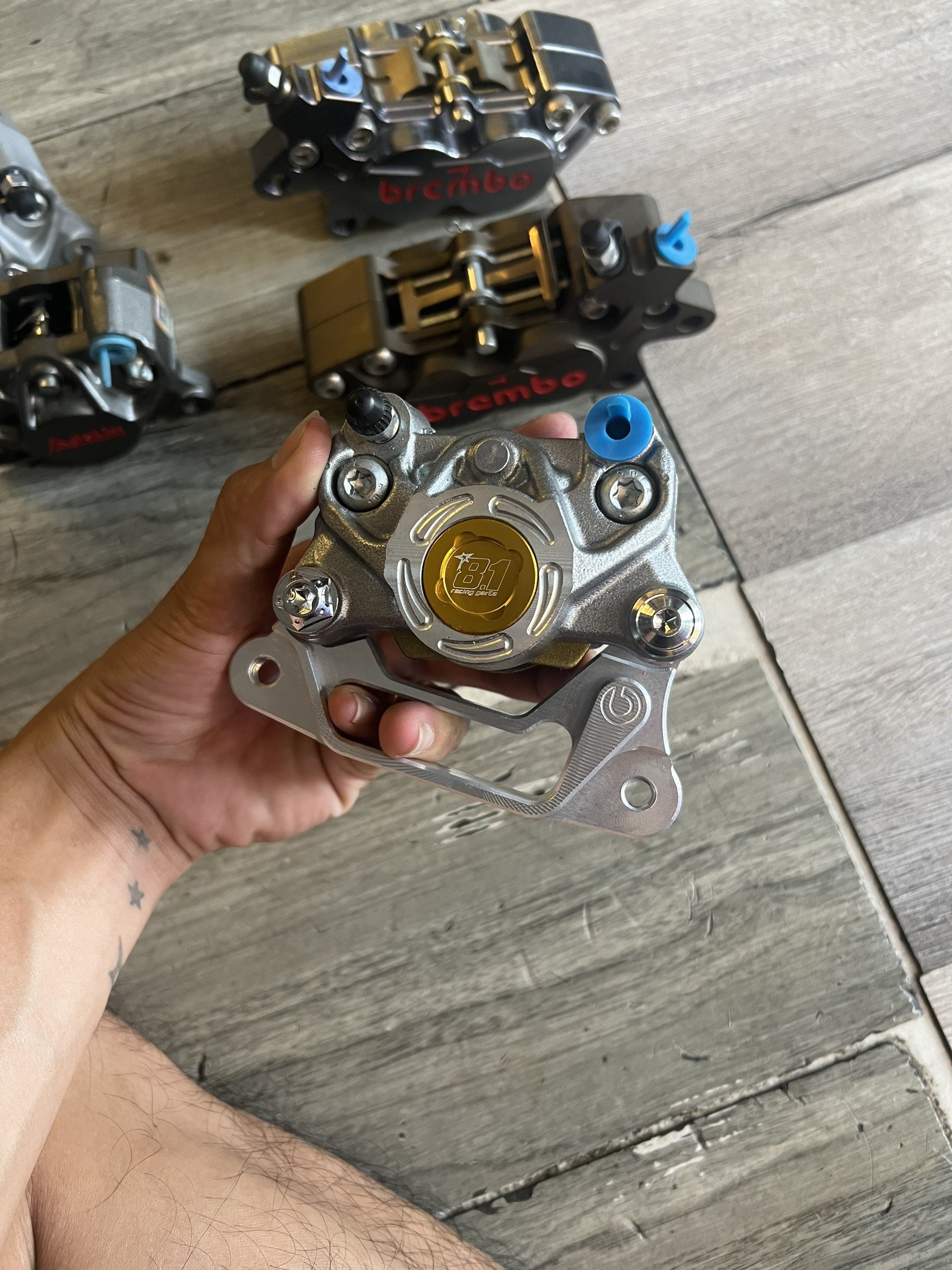 Heo 81 phây 2 piss pass nhôm cnc.