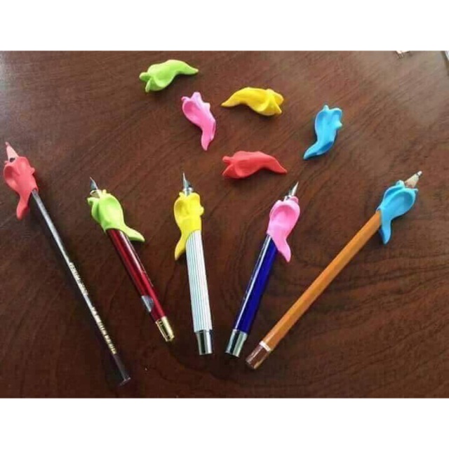 Cá định vị cầm bút