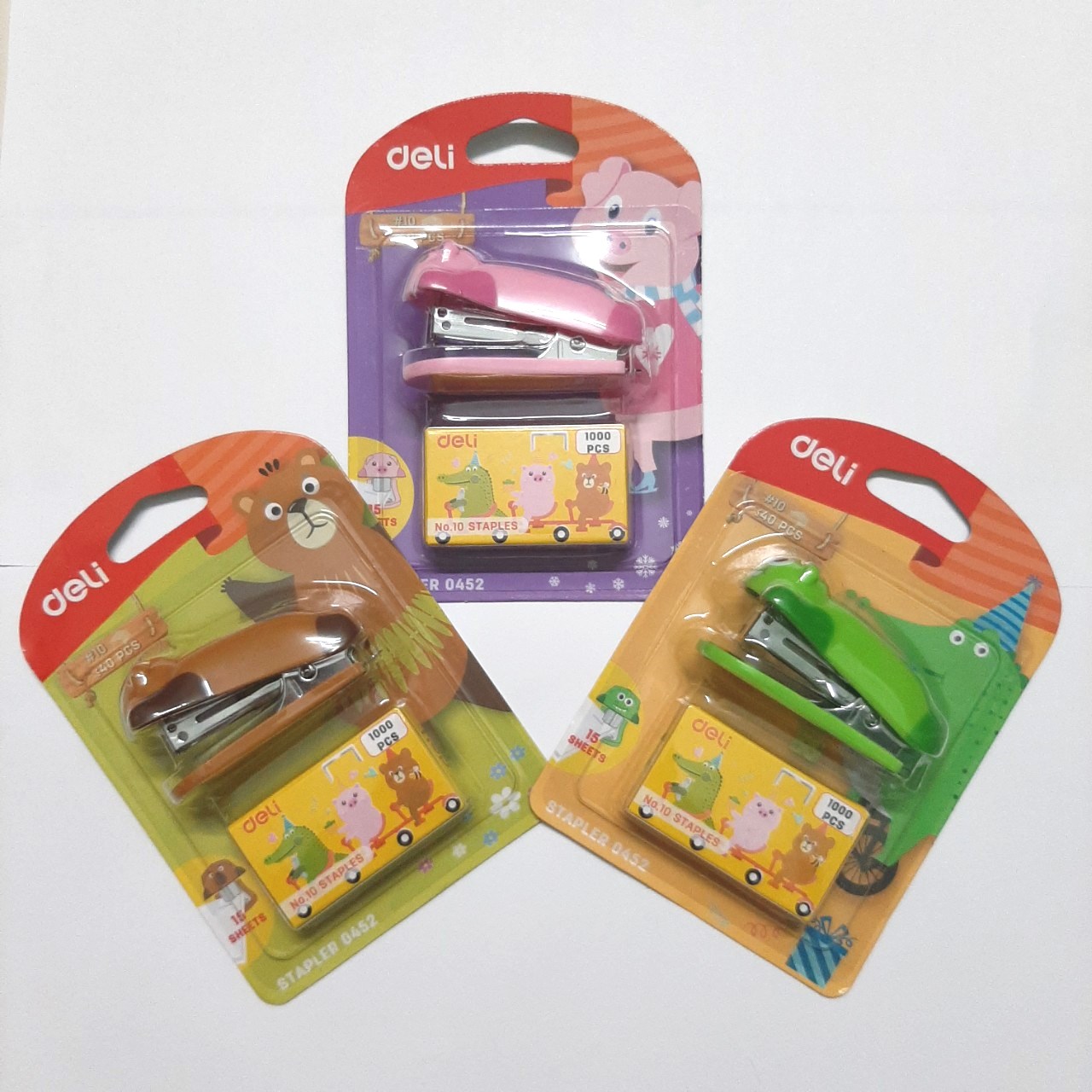 01 cái bấm kim mini deli no452 + 01 hộp kim 10