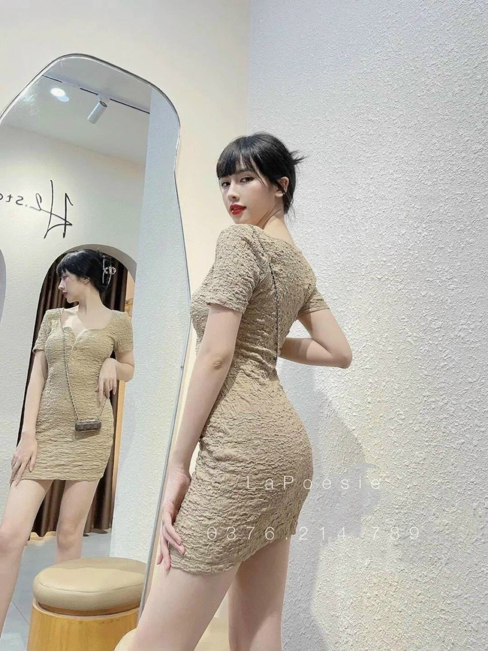 [HCM]đầm xốp cổ chữ u cài nút tay ngắn dáng ôm body ngắn chất vải xịn xò chuẩn shop  m009122