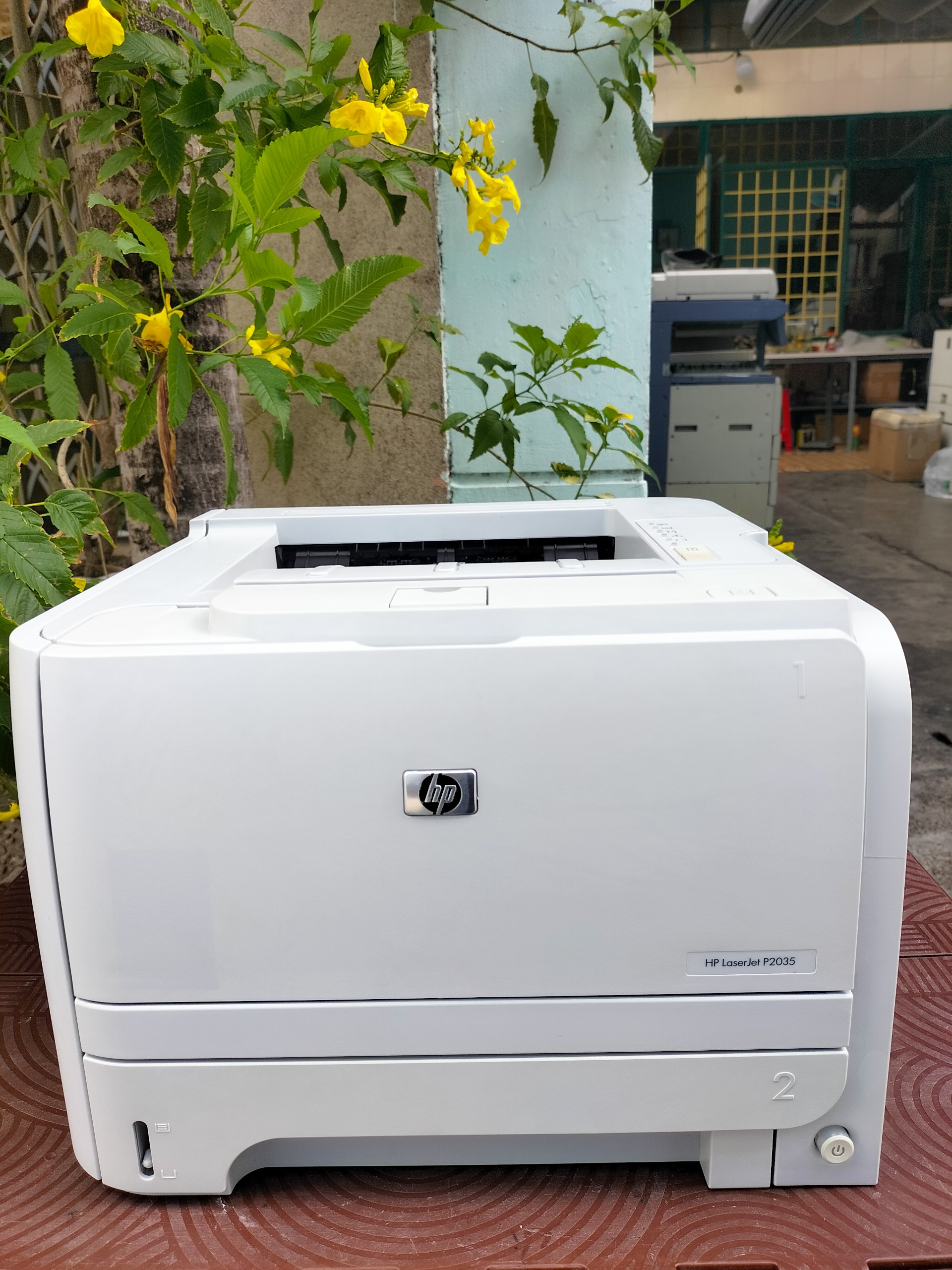 Máy In Văn Phòng ( In 1 Mặt A4,A5 Tốc Độ Cao ) - HP 2035 đã qua sử dụng ( Hộp Mực To - Dây Nguồn , Cáp in Mới 100% Đi Theo Máy )