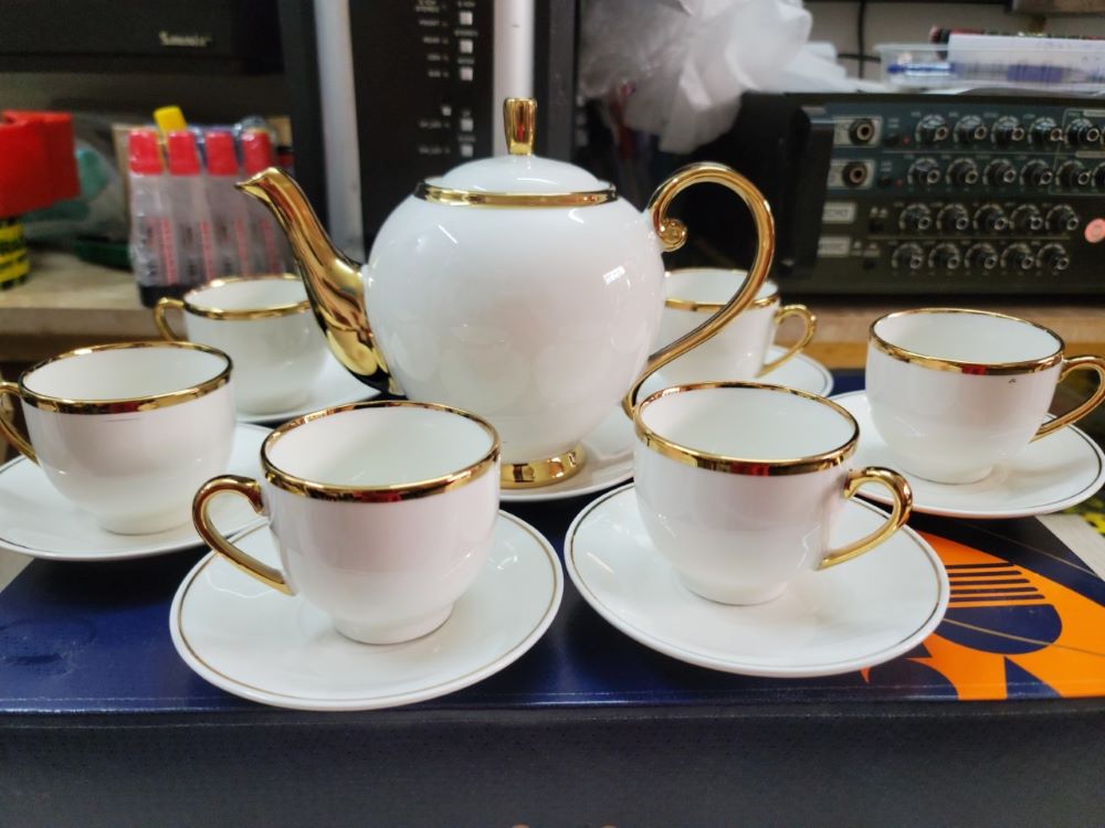 Bộ tách trà trắng ngọc viền nhũ vàng cao cấp
