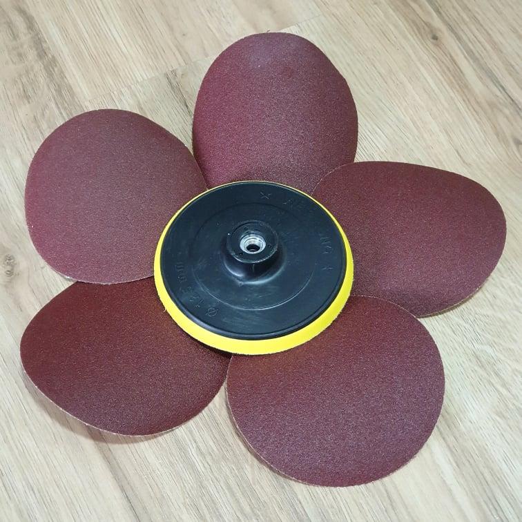 Bộ Phớt (đế) Mài Nhựa Với 5 Miếng Giấy Nhám Tròn 125mm