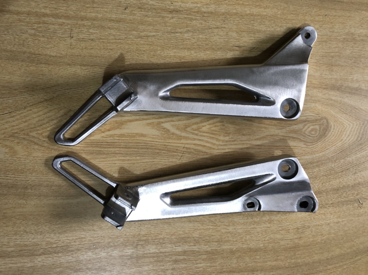 BÁT GÁC CHÂN(BGC) HONDA WAVE NHỎ: WAVE @ 2000-2007,WAVE ZX THÁI,WAVE TRUNG QUỐC,LIÊN DOANH LÊN ZIN KHÔNG CHẾ CHÁO