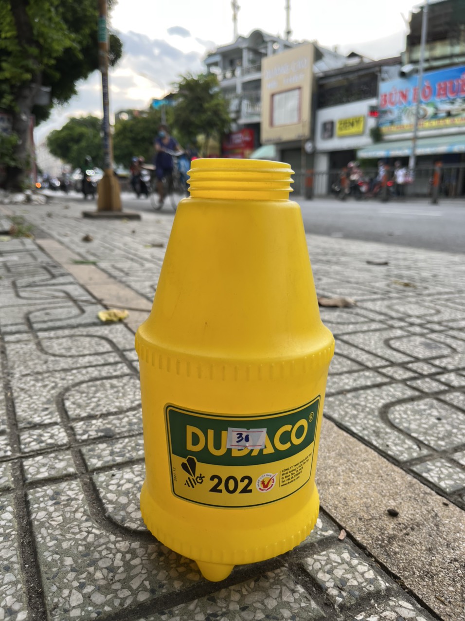 Phụ kiện bình xịt 2 lít có vòi hiệu Dudaco Đức Đạt