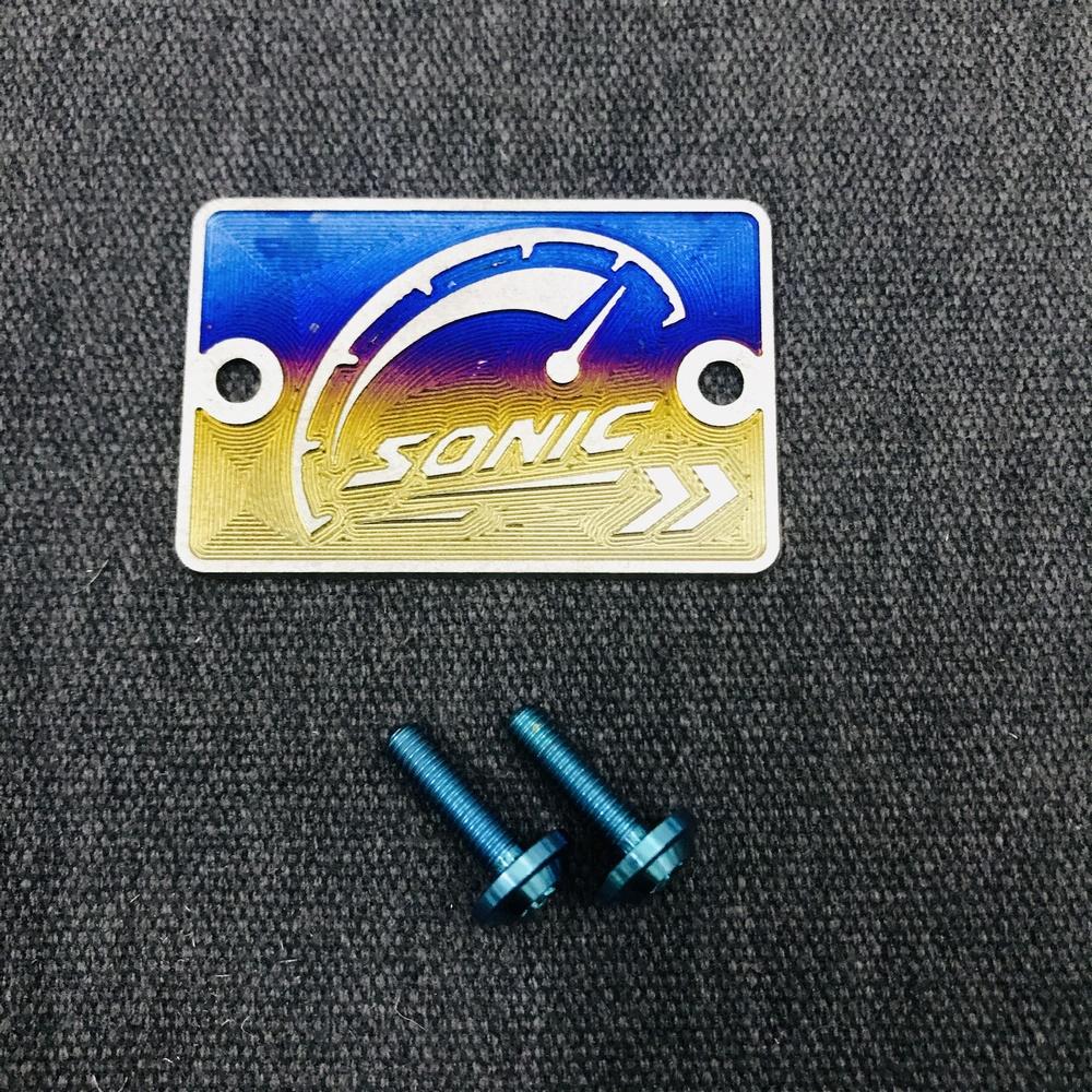 [HCM][BIKER ƠI] TEM DÁN BÌNH DẦU TITAN CHO XE SONIC KẾT HỢP ỐC TITAN RG5 SIÊU HOT ( 2 ỐC GR5 MÀU LỤC BẢO)