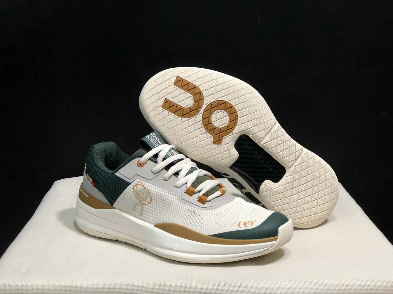 SALE CHÍNH HÃNG 50% - On Cloud Tennis Roger Pro 3 Clay V2. Size 40-45