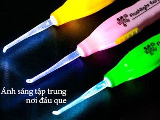Dụng cụ lấy rấy tai cho bé