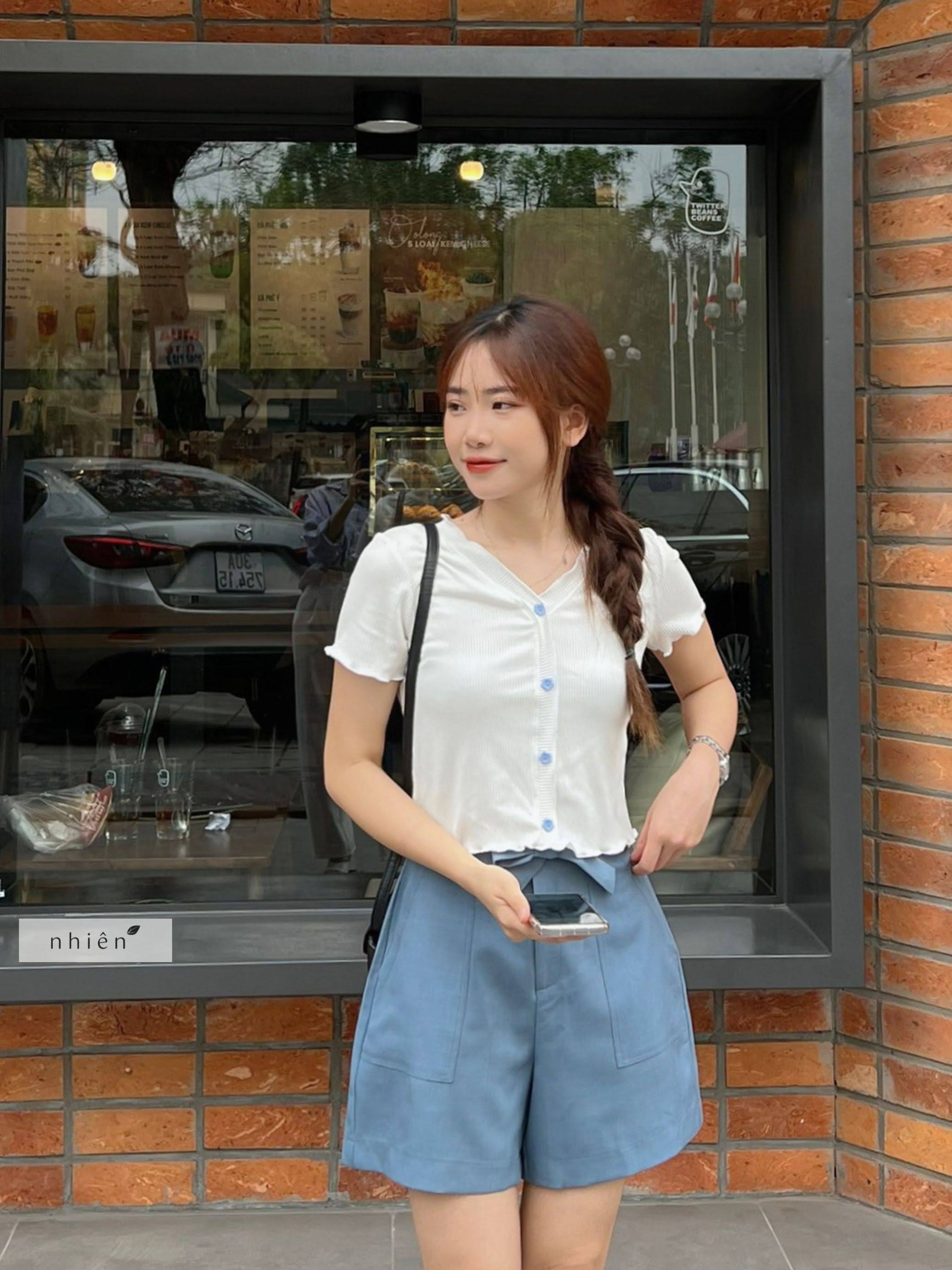 Áo kiểu nữ - áo cổ v viền bèo nút hoa Nora nhienofficial BT127
